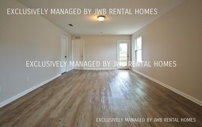 Building Photo - 8706 Berry Ave