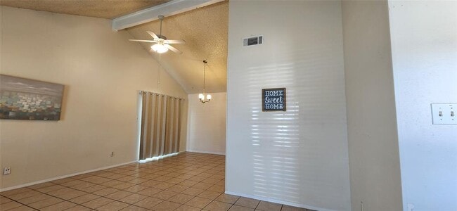 Building Photo - 404 Creek Cove