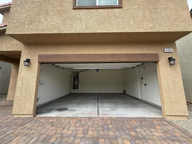 Building Photo - 4492 Merlot Hls Ave
