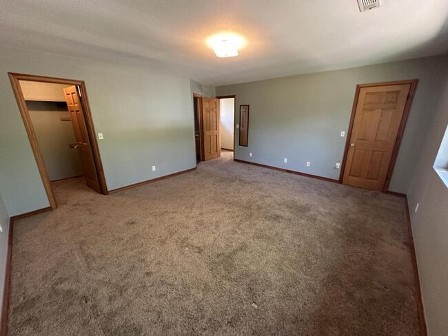 Building Photo - 220 W Hersey St