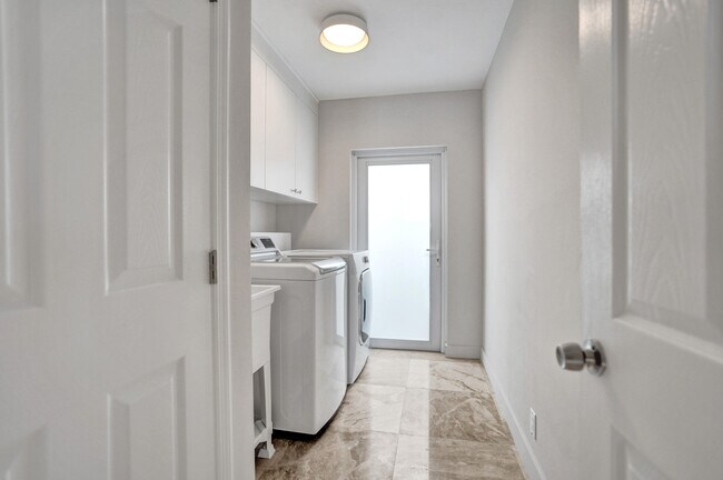 Building Photo - 1107 Little Harbor Dr