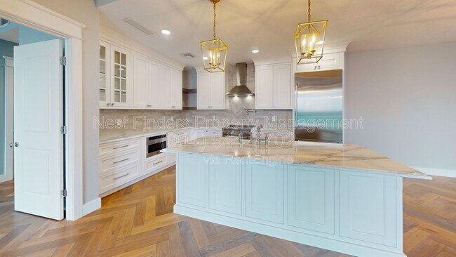 Building Photo - 1431 Riverplace Blvd