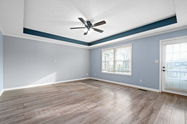 Building Photo - Pet Friendly Three Bedroom!
