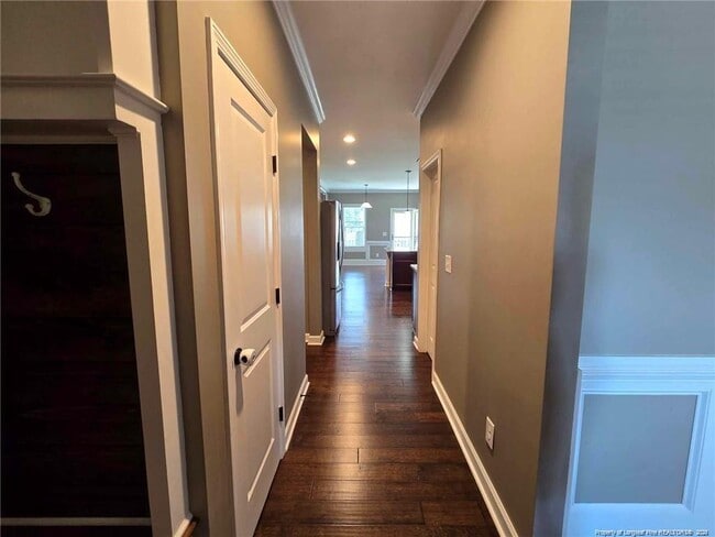 Building Photo - 323 Nottingley Dr