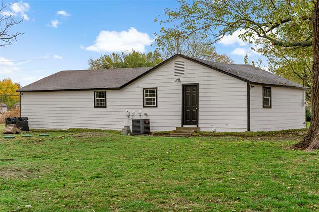 Building Photo - 15159 Co Rd 549