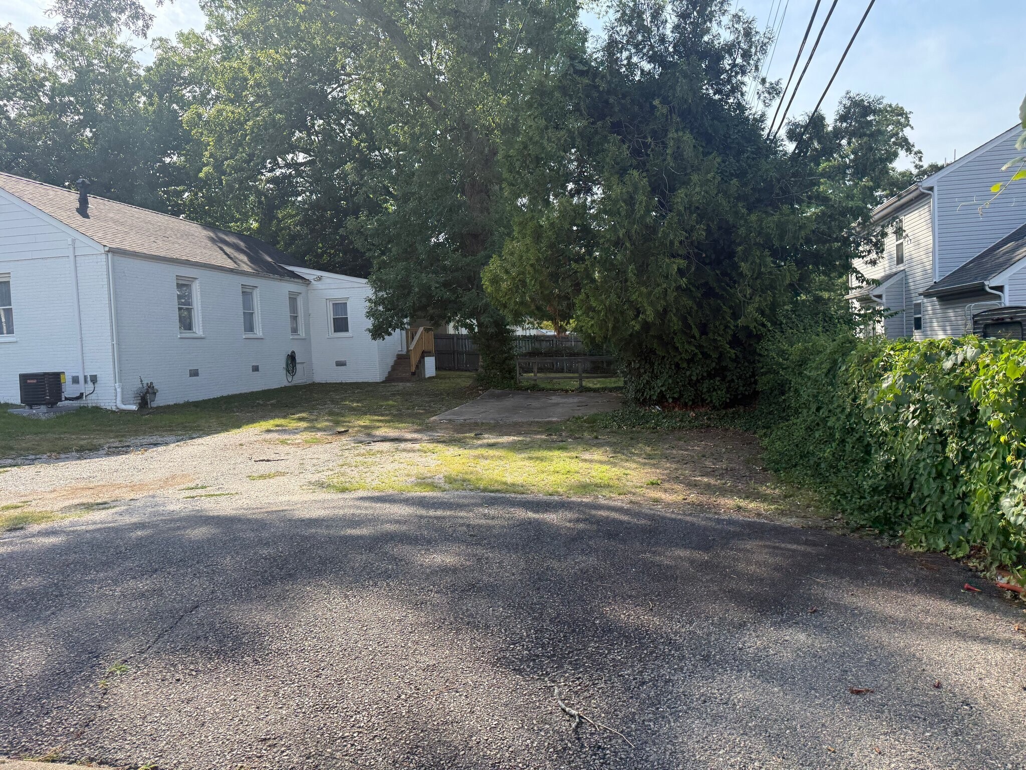 Building Photo - 9000 Gayton Rd
