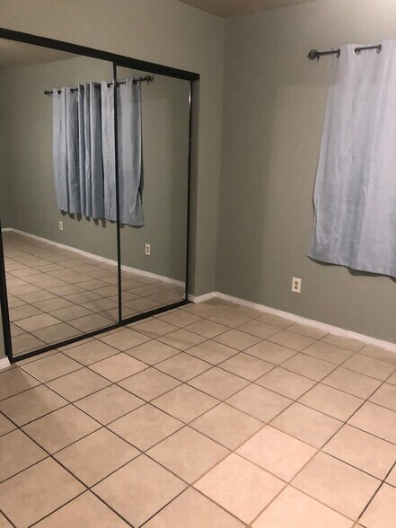 Building Photo - 12542 Waldorf Dr