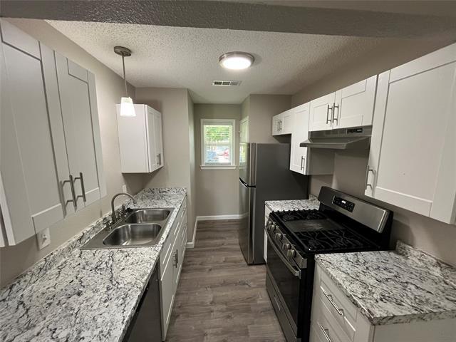 Building Photo - 14407 Cimarron Dr