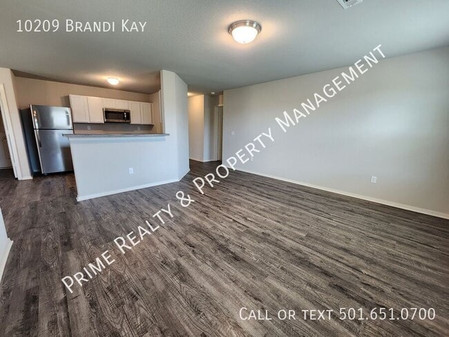 Building Photo - 10209 Brandi Kay Dr