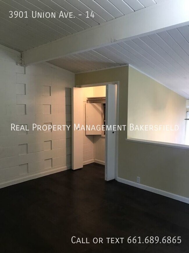 Building Photo - 3901 Union Ave