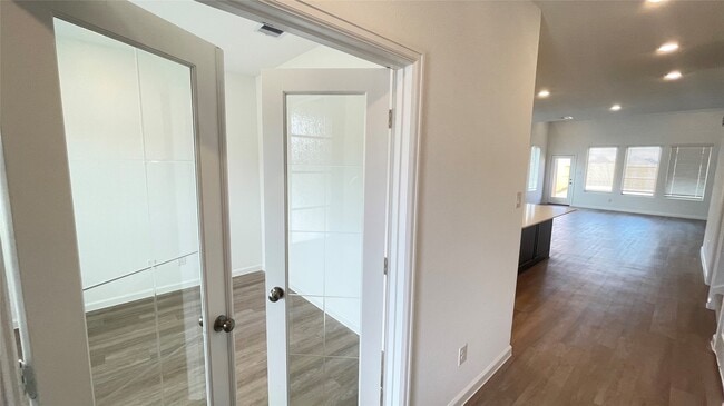 Building Photo - 30310 Tall Fescue Dr