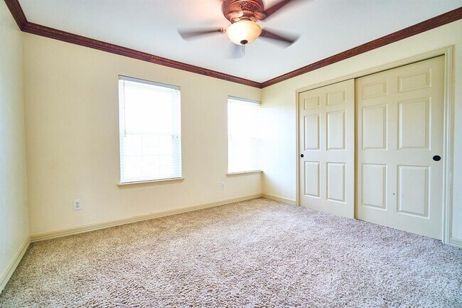 Building Photo - 14811 Wintercove Ct