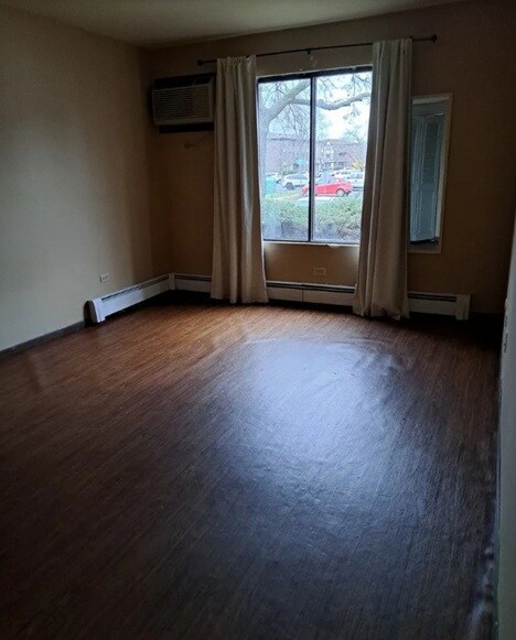 Building Photo - 13 Timber Ln