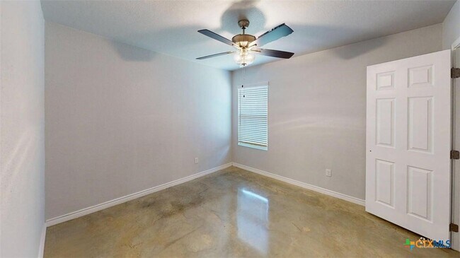 Building Photo - 1608 Tejas Trail