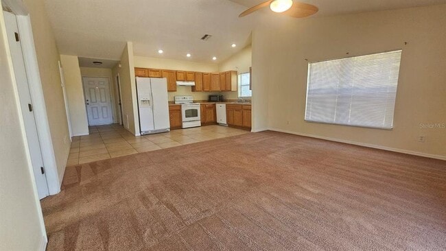 Building Photo - 5549 W Oak Park Blvd