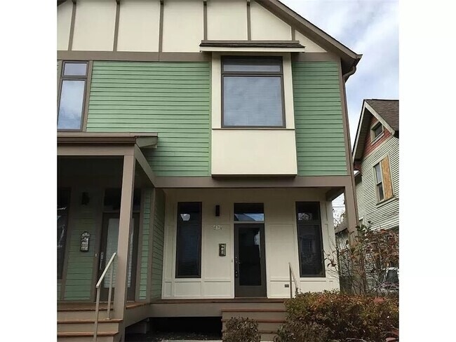 Building Photo - 2134 N Pennsylvania St