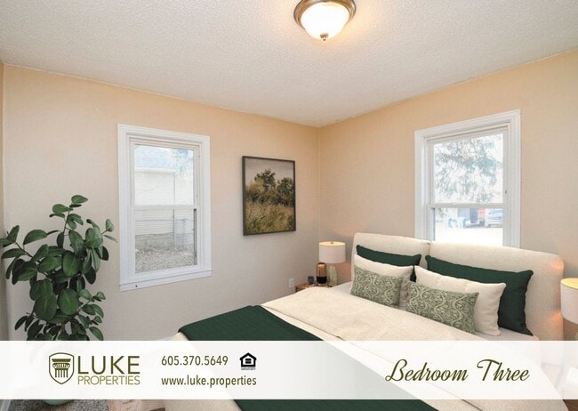 Building Photo - 2310 S Euclid Ave