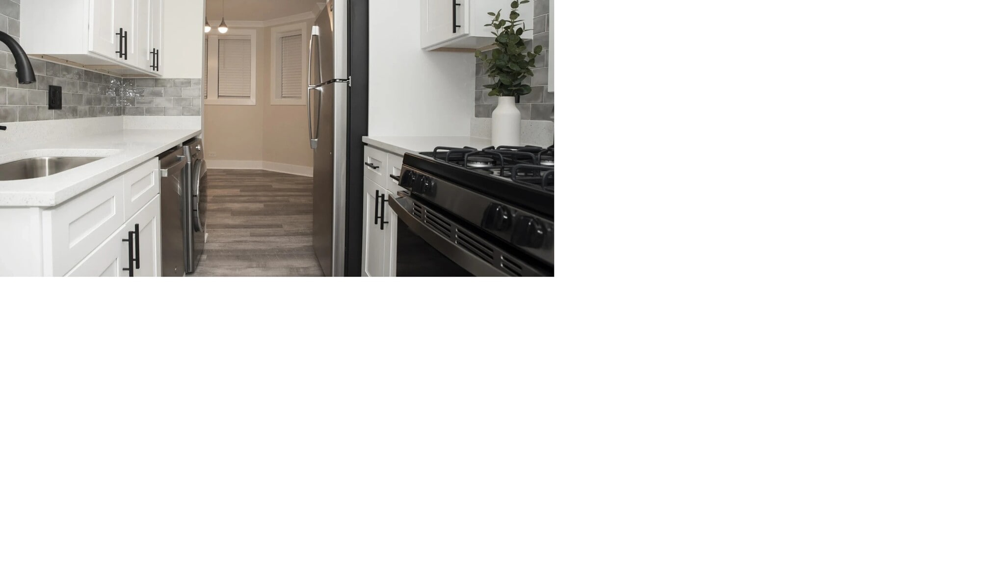 Building Photo - 3839 N Greenview Ave