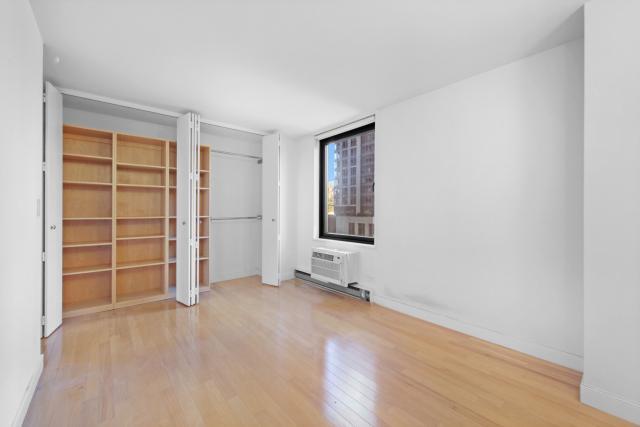 Building Photo - 2 bedroom in Brooklyn NY 11229