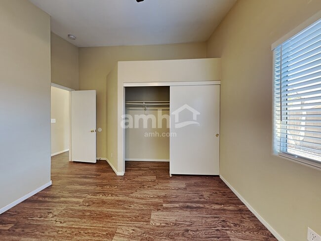 Building Photo - 5752 Taj Mahal Dr