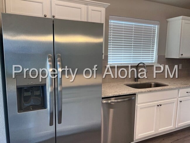 Building Photo - 2835 N Rapid Creek Way