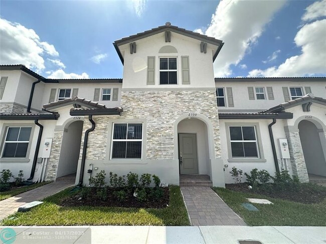 Building Photo - 2330 NW 125 St