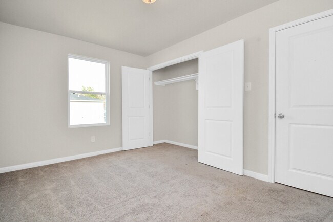 Building Photo - 15665 Briar Frst Dr
