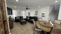 Building Photo - 19 Bridgefield Ct