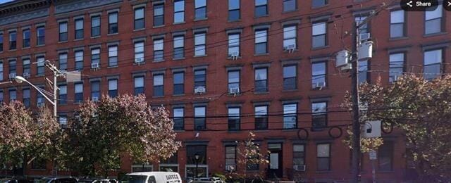 Building Photo - 1115 Willow Ave