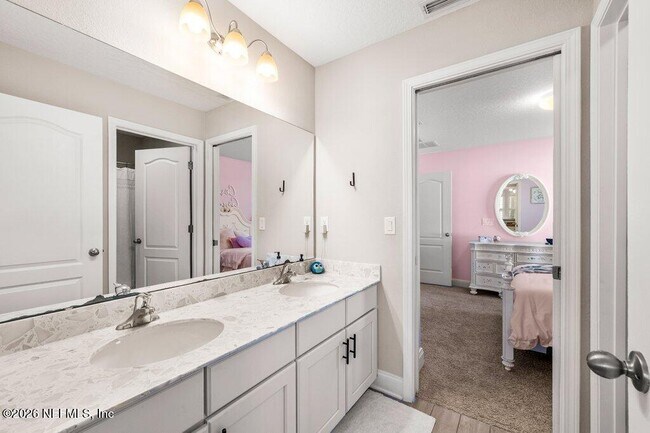 Building Photo - 2690 Cold Stream Ln