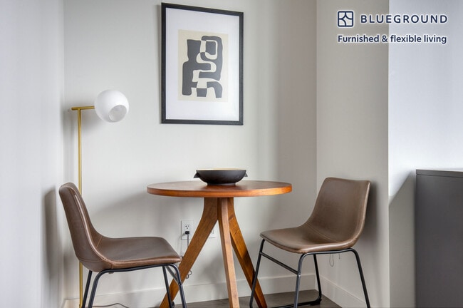 Building Photo - 1210 S Indiana Ave