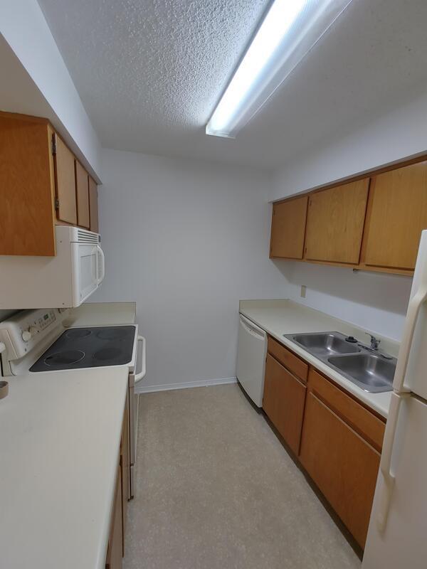 Building Photo - 1310 Old Hammond Chase