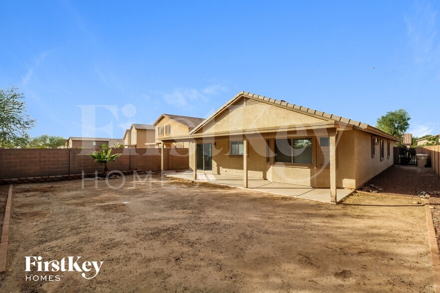 Building Photo - 25757 W St Kateri Dr
