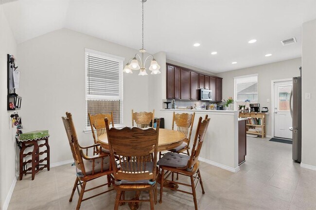 Building Photo - 262 Zuma Dr