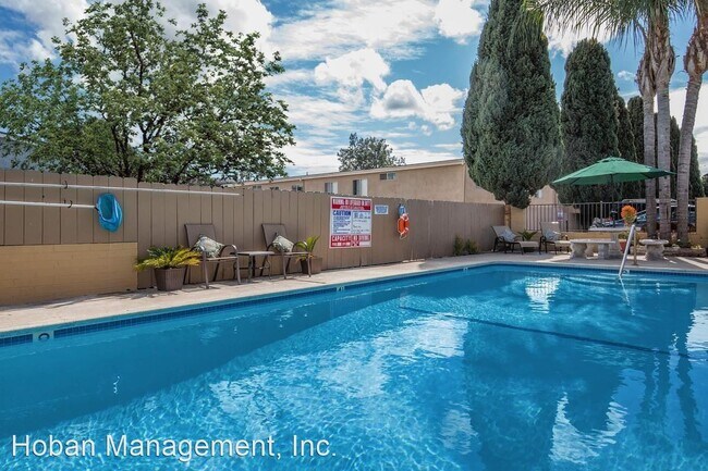 Building Photo - 4323 Parks Ave