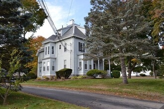 Building Photo - 66 Hoyle St