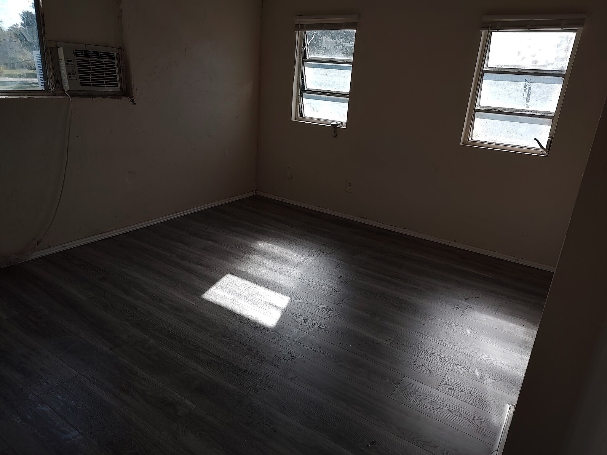 Building Photo - 538 State St