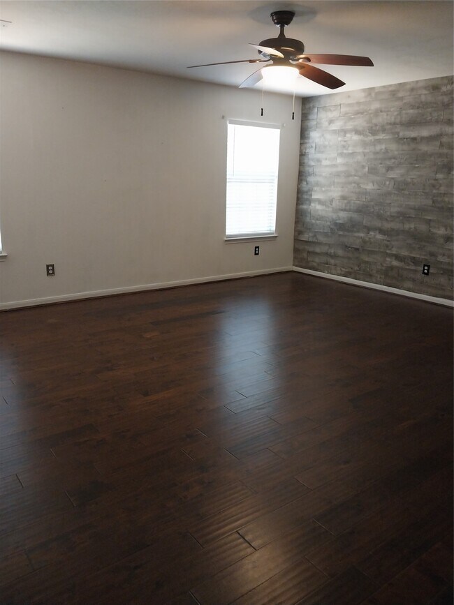 Building Photo - 7914 Tilbury Woods Ln