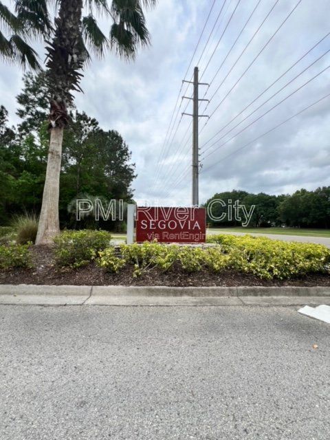 Building Photo - 46 Paradas Pl