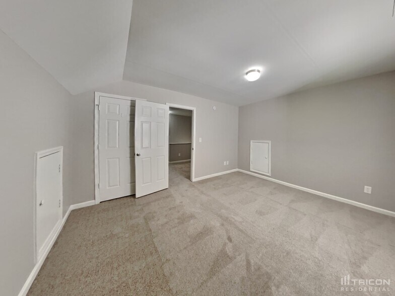Building Photo - 205 Marino Pl