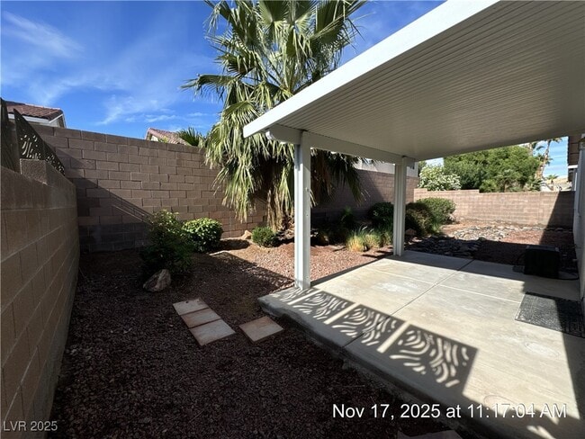 Building Photo - 2416 Tilden Way