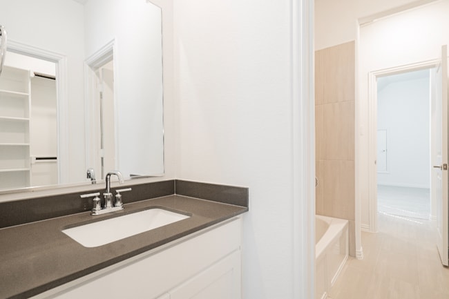 Building Photo - 8209 Abellia Ct