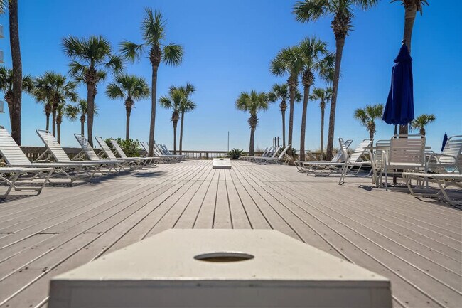 Building Photo - 7205 Thomas Dr