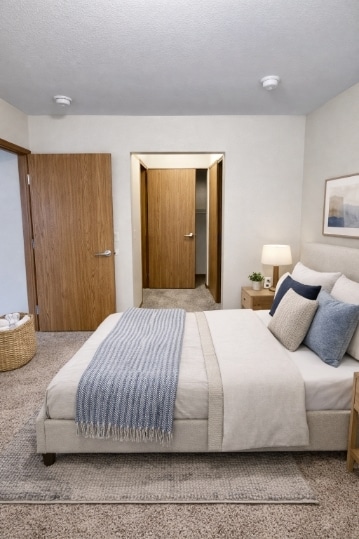 Building Photo - 1734 W Market St