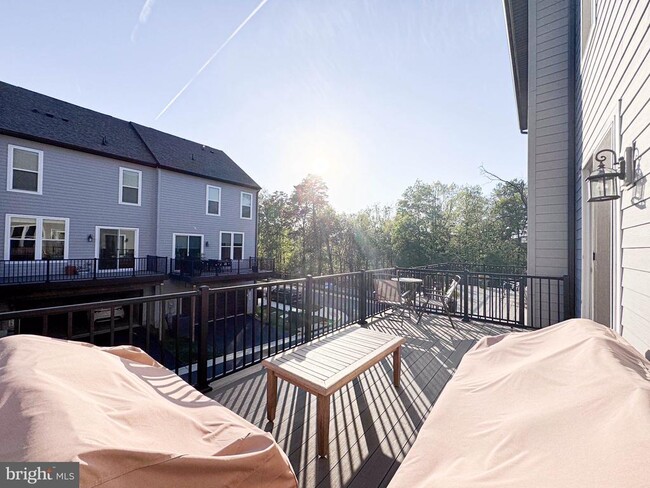 Building Photo - 2453 Liberty Lp