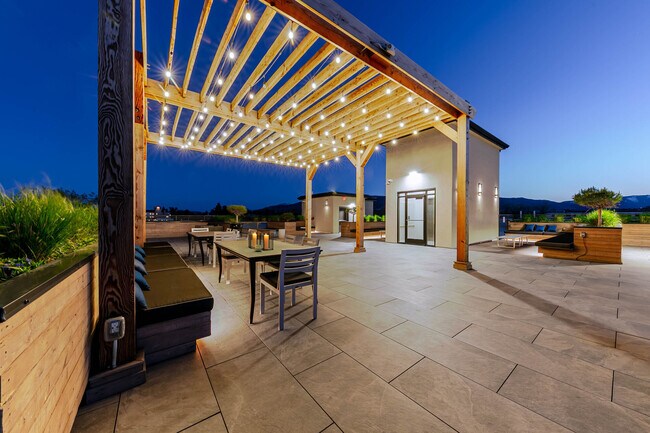 Building Photo - Eden Tower