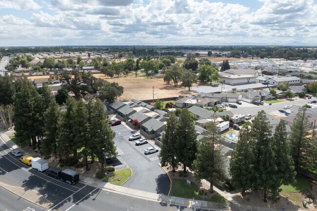 Context - Lincoln Villas