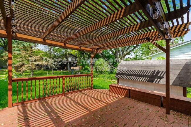Building Photo - 5951 Als Ct