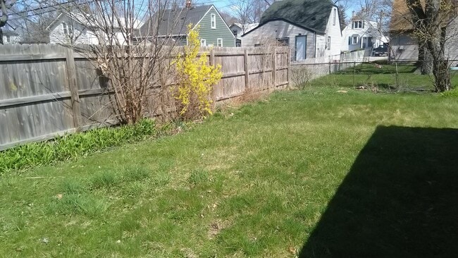 Building Photo - 23328 Battelle Ave