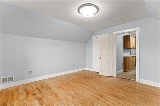 Building Photo - 58 Calmar St
